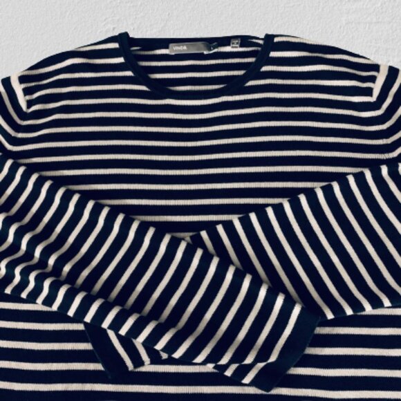 Vince Women's Blue White Stripes Long Sleeve Sweater Top Size  Large - Picture 1 of 5
